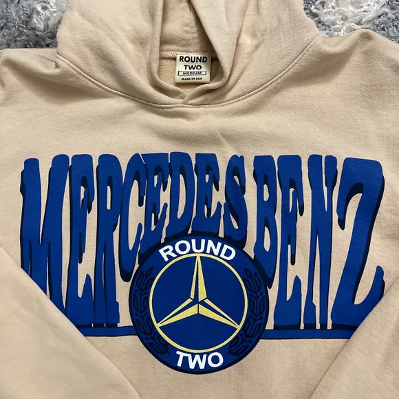 Round Two Autohaus Mercedes Benz Medium NWOTS - Picture 2 of 5